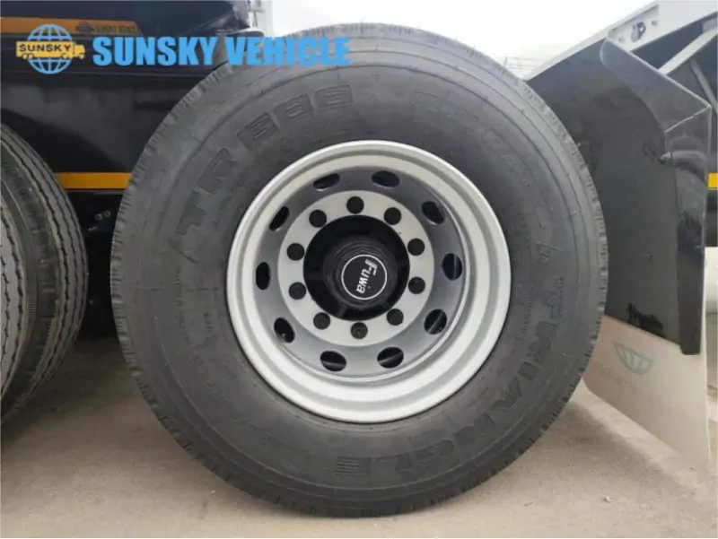 SUPERLINK-FLATBED-TRAILER tyre