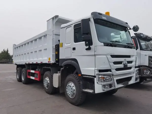 HOWO tipper truck