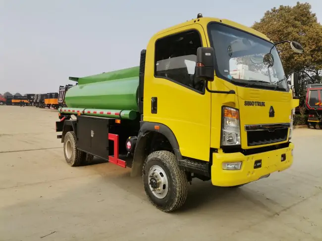 4x4 fuel tank truck