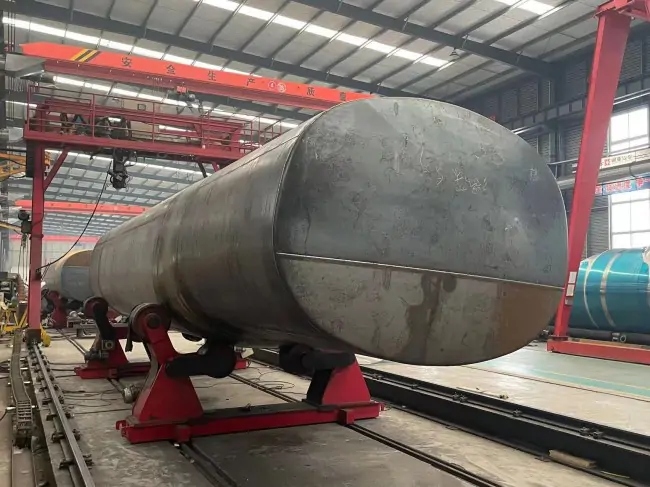 Advanced-Tank-Construction-Materials