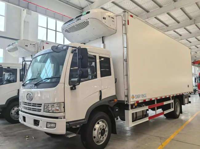 FAW 8T REFRIGERATED TRUCK