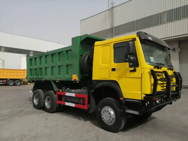 HOWO 6X6 dump truck