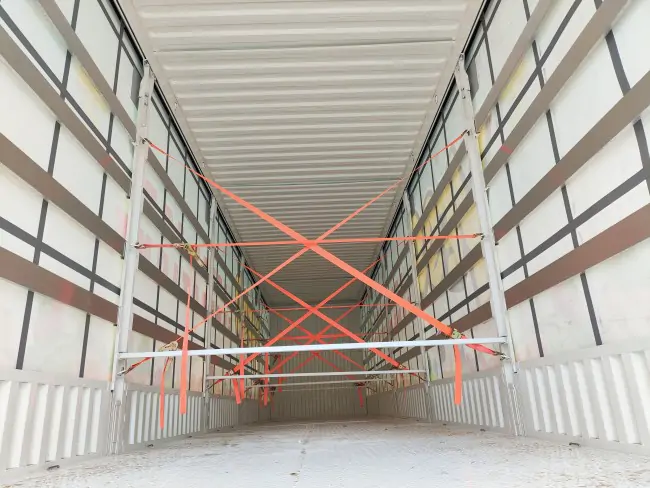 Movable-Internal-Uprights-Pillars