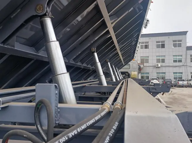 Powerful-Hydraulic-Tipping-Mechanism