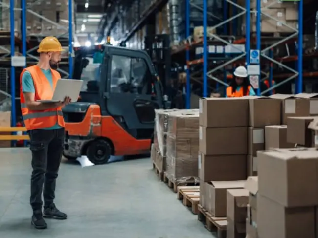 Distribution-Logistics