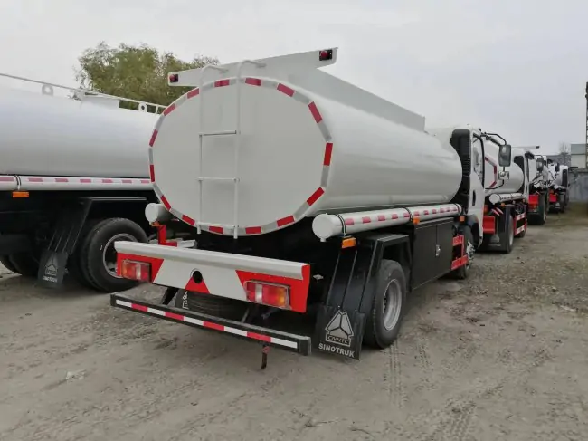 HOWO-fuel-tank-truck-design