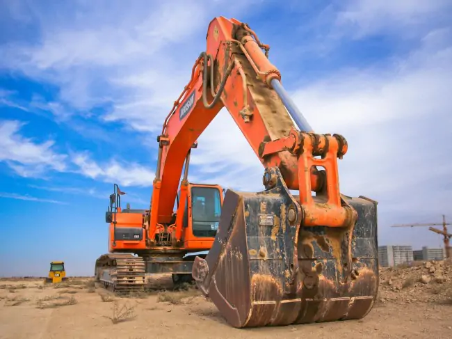 Heavy-Equipment-Transport