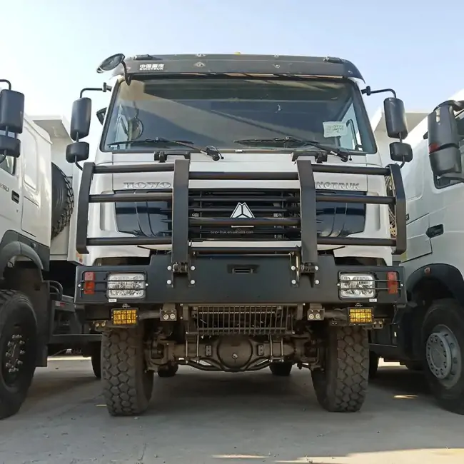 Reinforced-front-end-of-Howo-Truck-Mounted-Crane