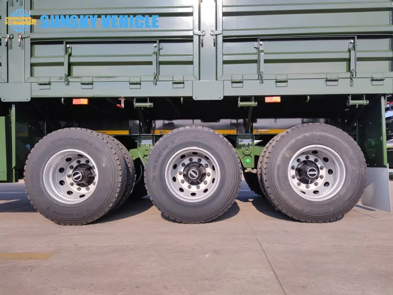 40FT Dropside Semi Trailer tire and suspension