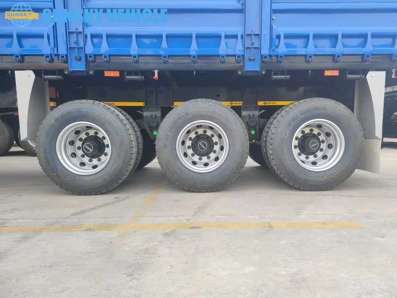 40FT Dropside Trailer for Sale tire and suspension