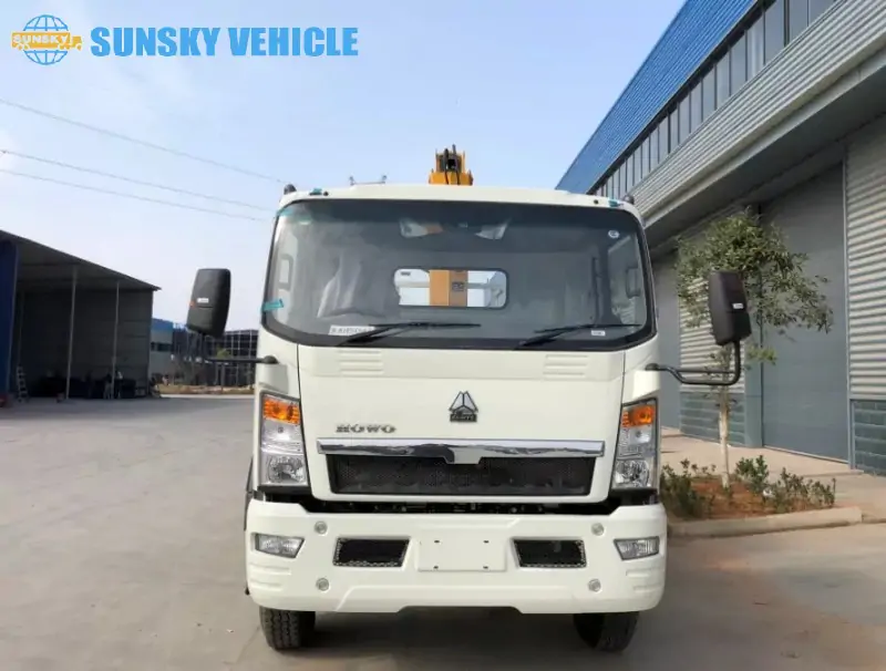 Truck-mounted-crane-tractor-head