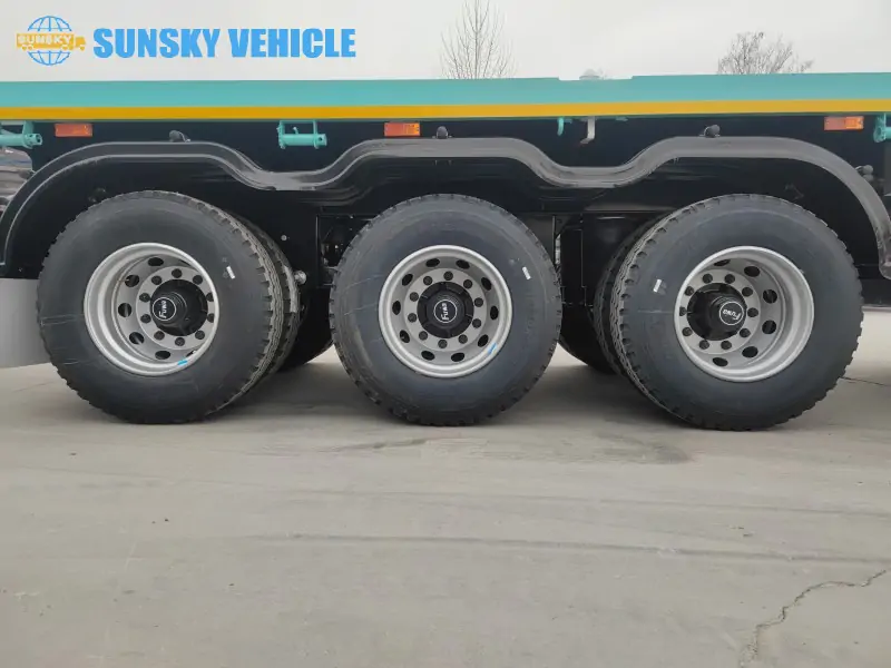 Flatbed Trailer with Dangler Trailer tire and suspension