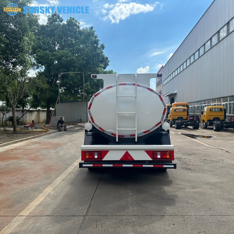 oil-tank-truck-tail-structure