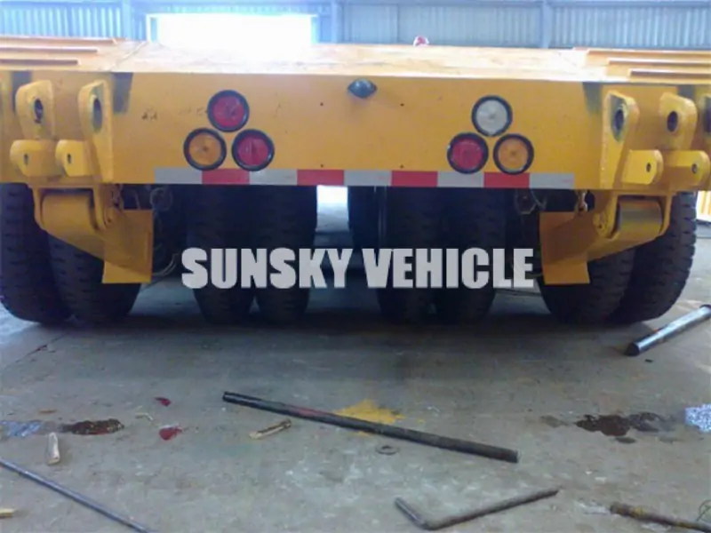 one line two axles low bed trailer