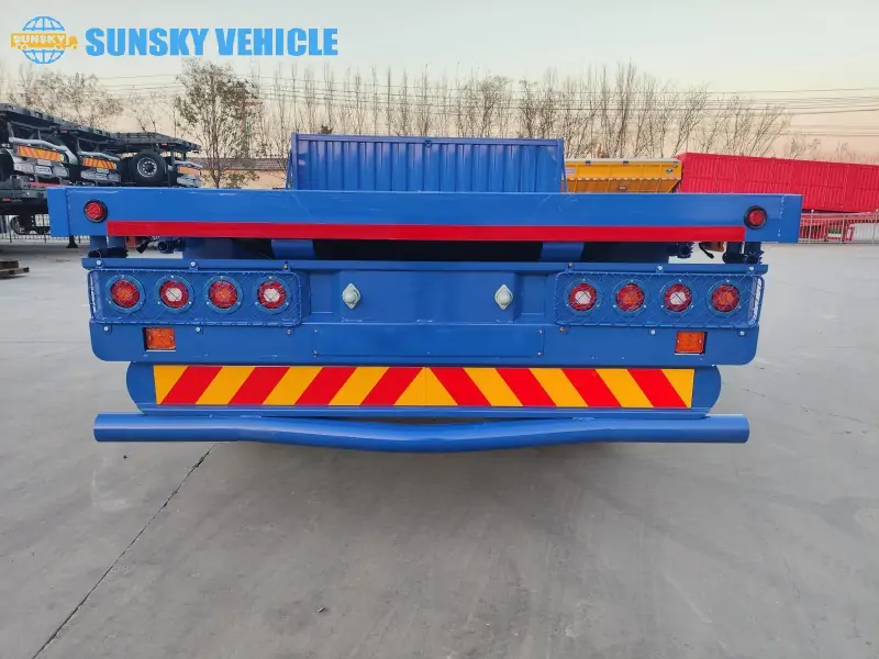 Pup Trailer tail structure